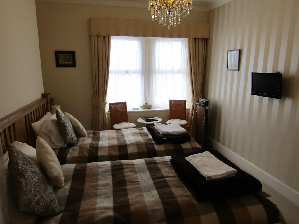 Harringtons at 14 Hotell Llandudno Exteriör bild