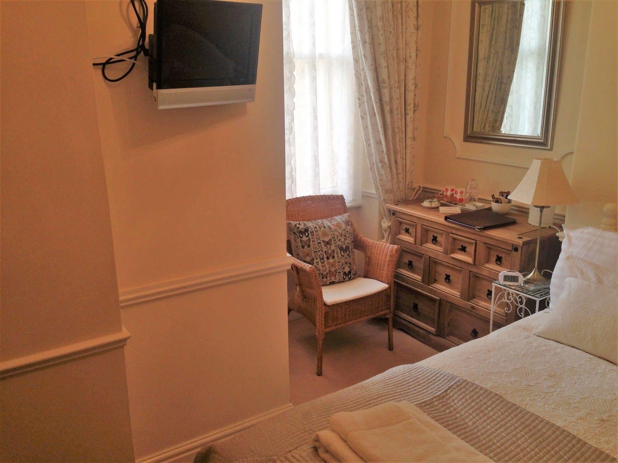 Harringtons at 14 Hotell Llandudno Exteriör bild